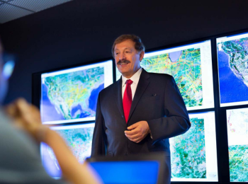 Mohammad Shahidehpour lecturing in a classroom at Illinois Tech